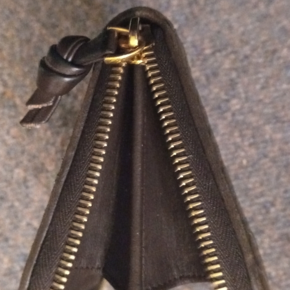 Bottega Veneta Brown Wallet - Picture 12 of 12